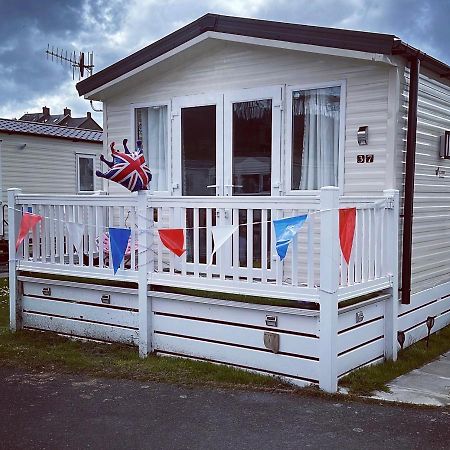 Отель Powys 37 Борт Экстерьер фото